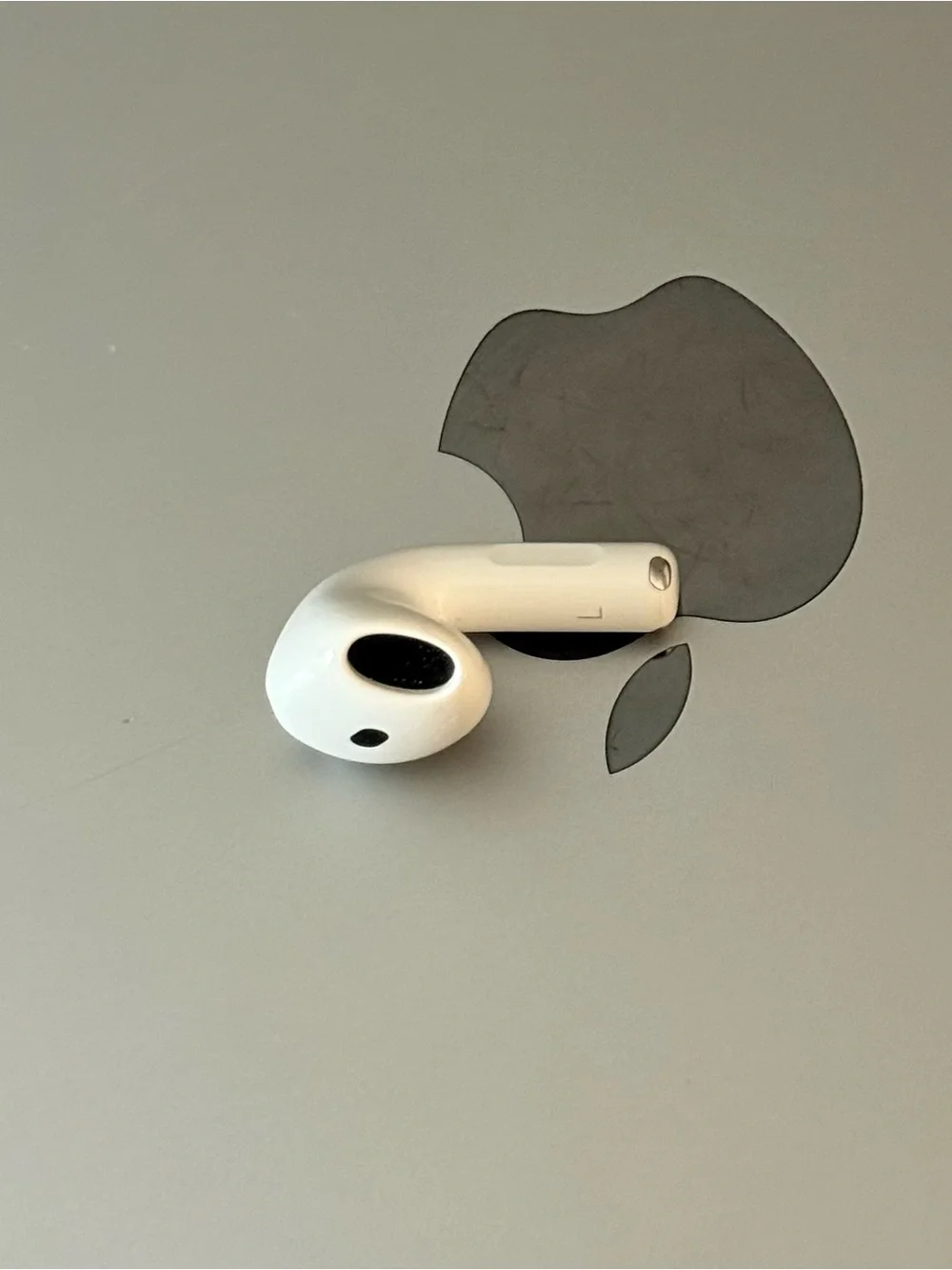 Apple AirPods 4 - LEFT SIDE ONLY Replacement (Gen 4) A3048